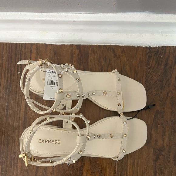 Express sandal size 6 - Picture 5 of 5